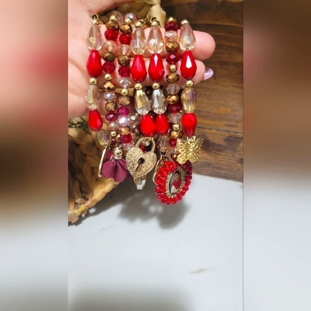 Frida Kaloh set of 7 Bracelets